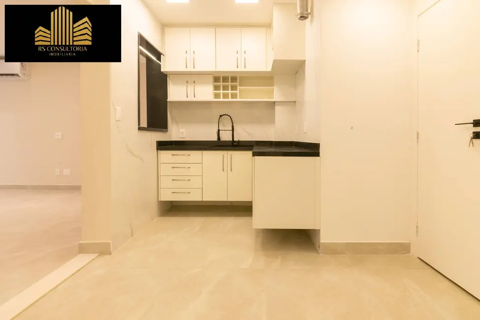 Foto 8 de Apartamento com 2 quartos à venda, 75m2 em Copacabana, Rio De Janeiro - RJ