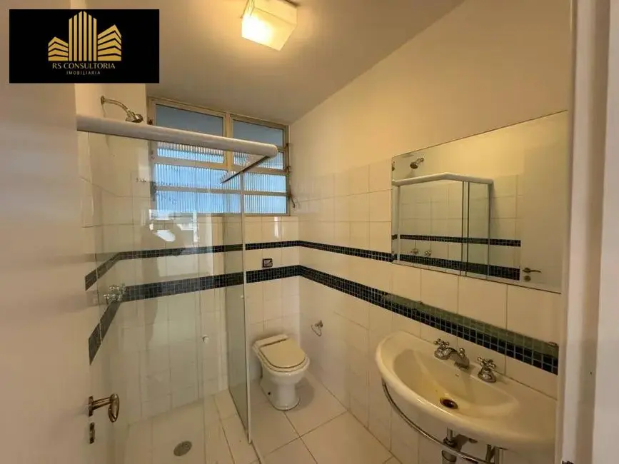 Apartamento com 3 quartos à venda e para alugar, 159m2 em Copacabana, Rio De Janeiro - RJ - imagem 7 Foto 7 de Apartamento com 3 quartos à venda e para alugar, 159m2 em Copacabana, Rio De Janeiro - RJ