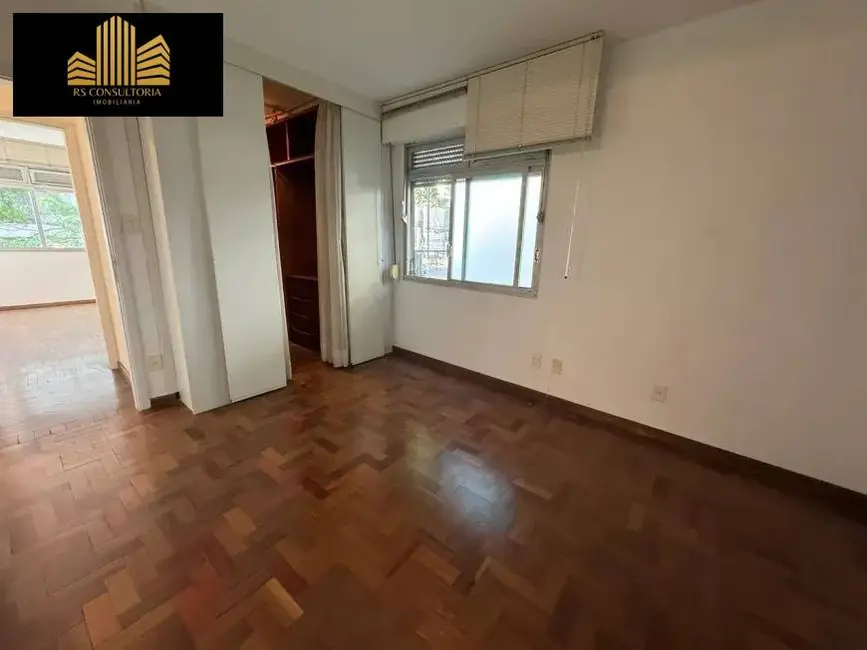 Apartamento com 3 quartos à venda e para alugar, 159m2 em Copacabana, Rio De Janeiro - RJ - imagem 5 Foto 5 de Apartamento com 3 quartos à venda e para alugar, 159m2 em Copacabana, Rio De Janeiro - RJ