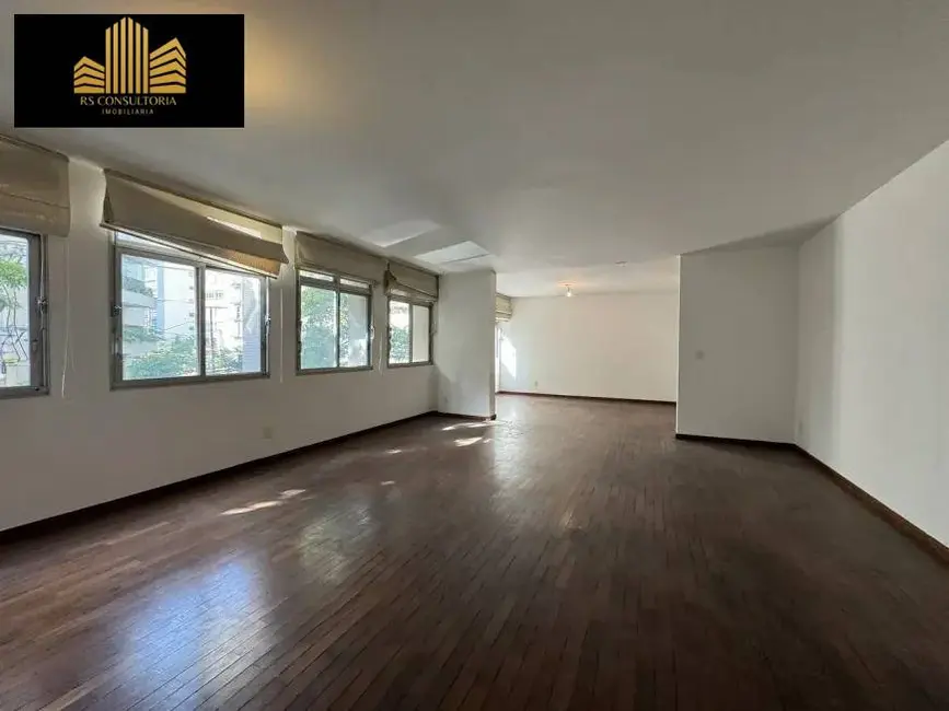 Apartamento com 3 quartos à venda e para alugar, 159m2 em Copacabana, Rio De Janeiro - RJ - imagem 1 Foto 1 de Apartamento com 3 quartos à venda e para alugar, 159m2 em Copacabana, Rio De Janeiro - RJ