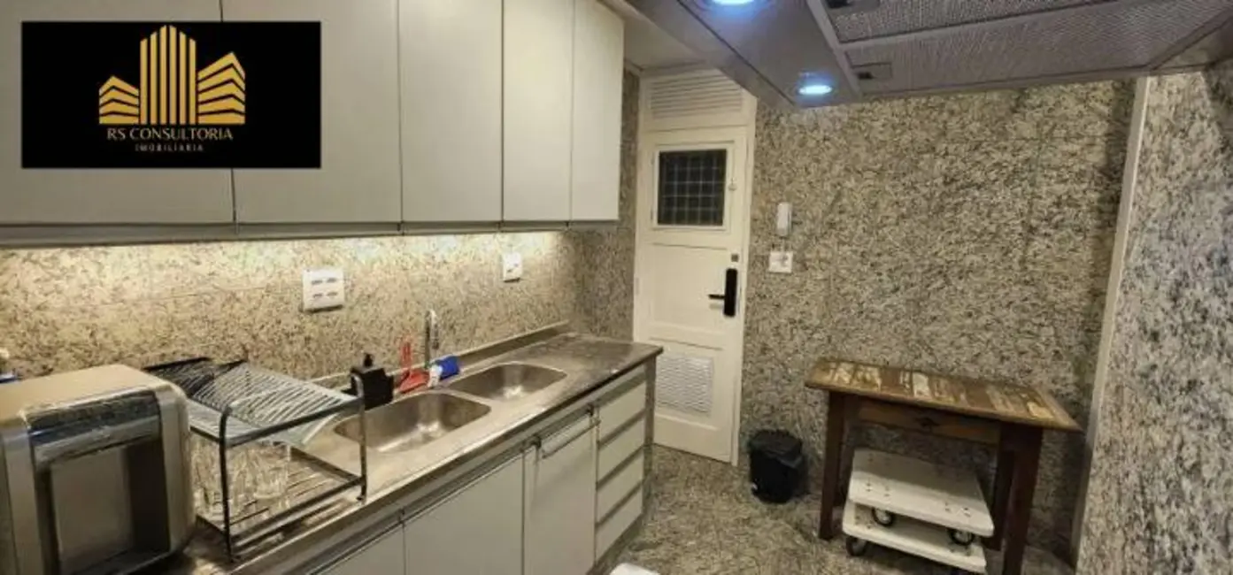 Foto 4 de Apartamento com 3 quartos à venda, 110m2 em Copacabana, Rio De Janeiro - RJ