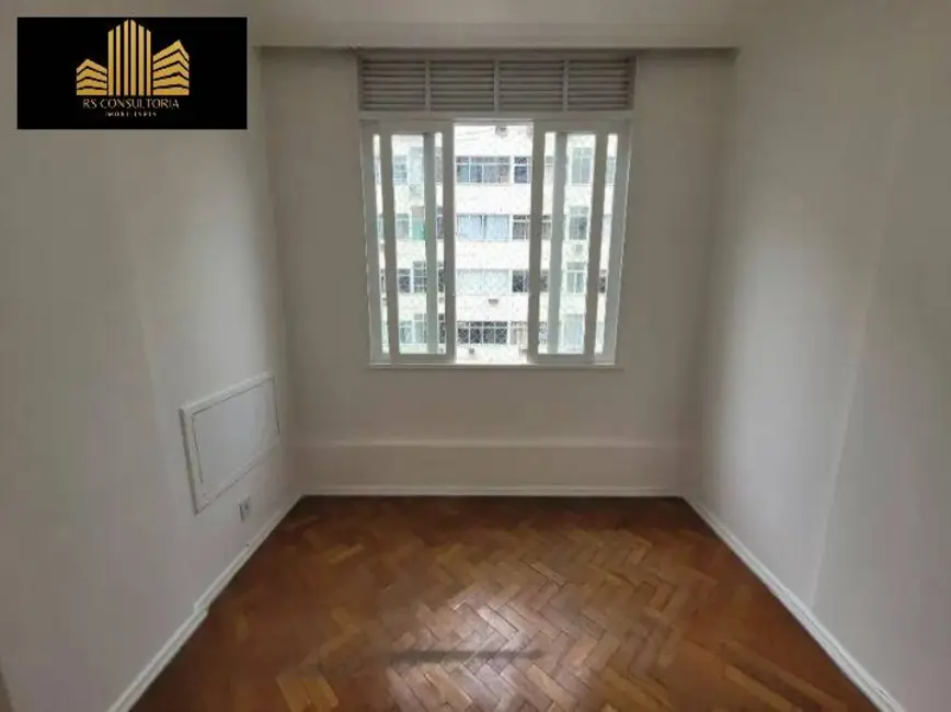 Apartamento com 2 quartos para alugar, 68m2 em Copacabana, Rio De Janeiro - RJ - imagem 7 Foto 7 de Apartamento com 2 quartos para alugar, 68m2 em Copacabana, Rio De Janeiro - RJ