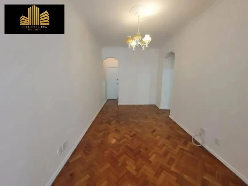 Apartamento com 2 quartos para alugar, 68m2 em Copacabana, Rio De Janeiro - RJ - imagem 5 Foto 5 de Apartamento com 2 quartos para alugar, 68m2 em Copacabana, Rio De Janeiro - RJ