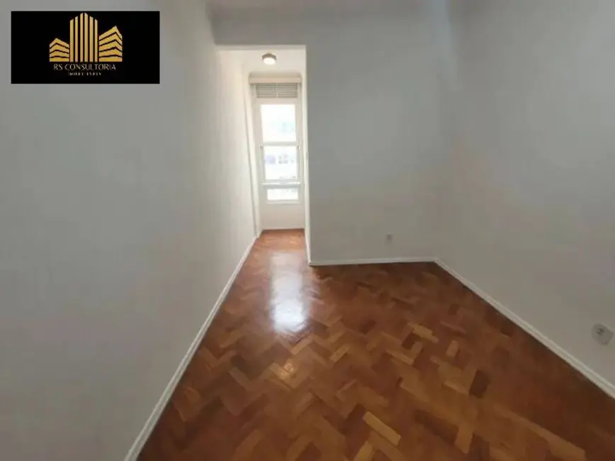 Apartamento com 2 quartos para alugar, 68m2 em Copacabana, Rio De Janeiro - RJ - imagem 9 Foto 9 de Apartamento com 2 quartos para alugar, 68m2 em Copacabana, Rio De Janeiro - RJ