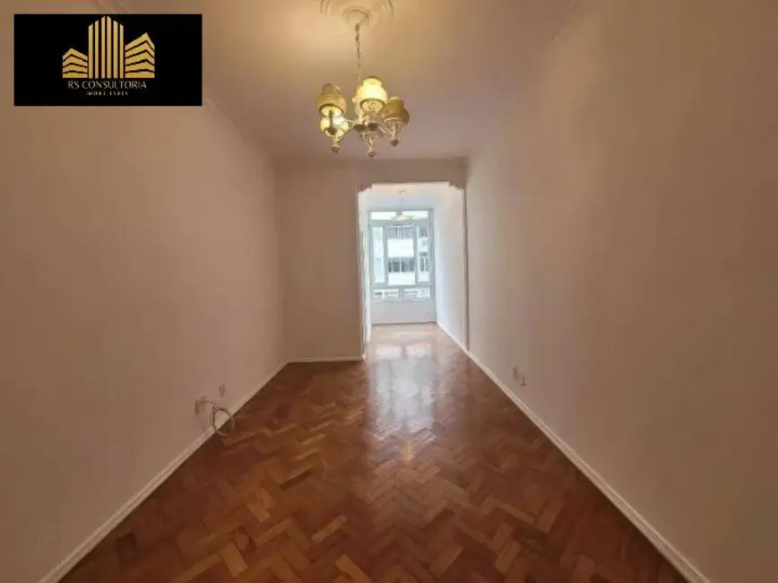 Apartamento com 2 quartos para alugar, 68m2 em Copacabana, Rio De Janeiro - RJ - imagem 6 Foto 6 de Apartamento com 2 quartos para alugar, 68m2 em Copacabana, Rio De Janeiro - RJ