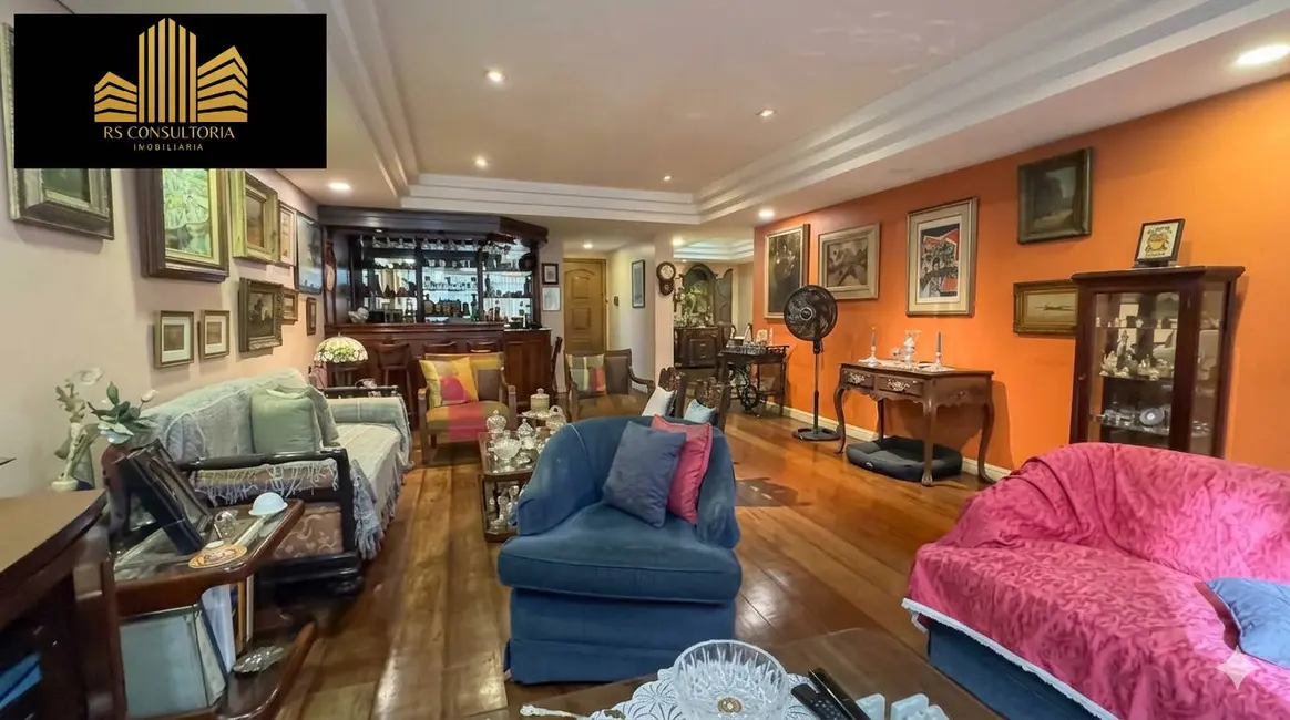 Apartamento com 3 quartos à venda, 224m2 em Copacabana, Rio De Janeiro - RJ - imagem 1 Foto 1 de Apartamento com 3 quartos à venda, 224m2 em Copacabana, Rio De Janeiro - RJ