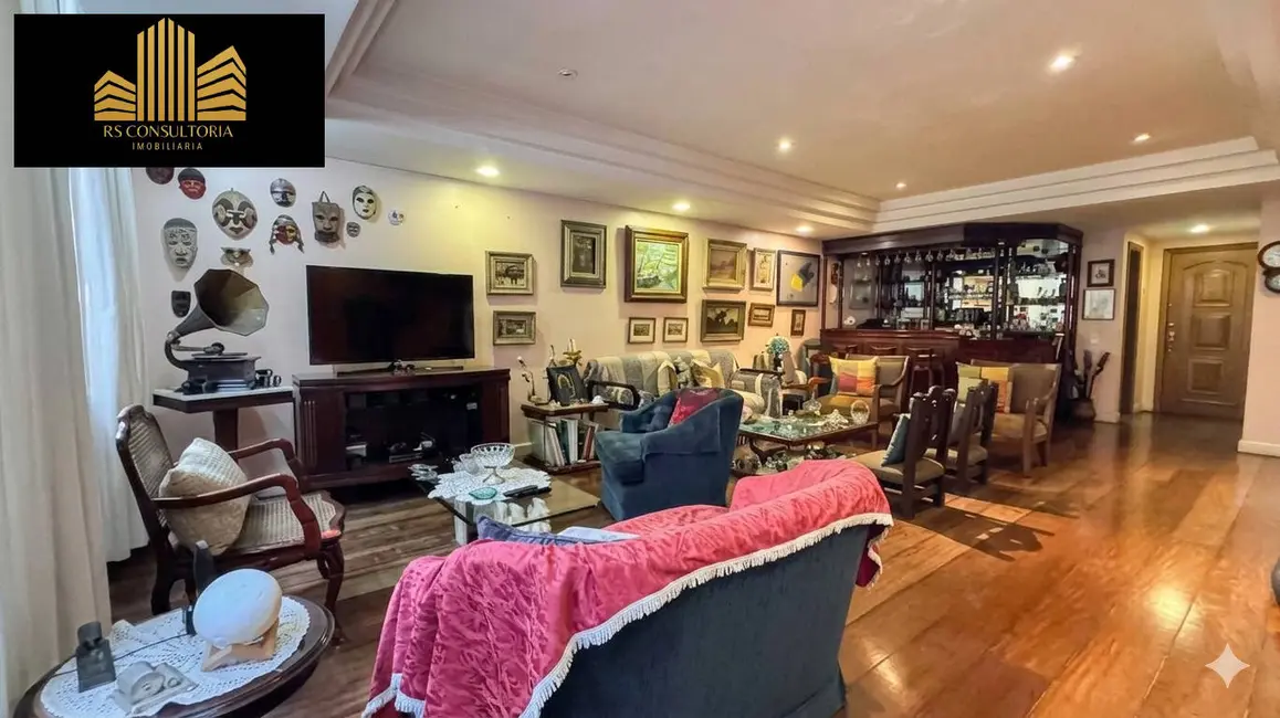 Apartamento com 3 quartos à venda, 224m2 em Copacabana, Rio De Janeiro - RJ - imagem 4 Foto 4 de Apartamento com 3 quartos à venda, 224m2 em Copacabana, Rio De Janeiro - RJ