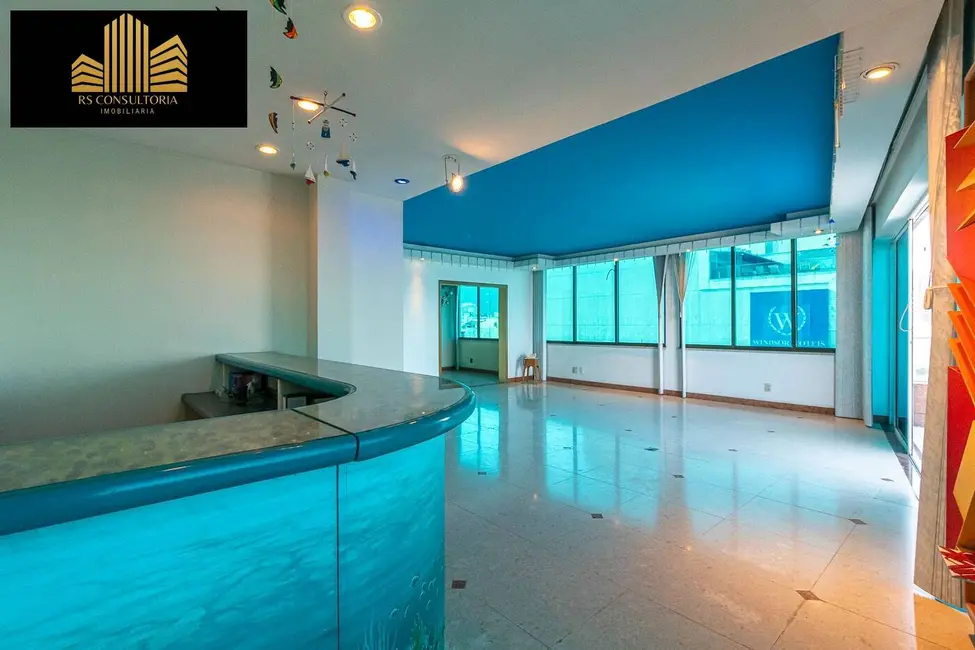 Cobertura com 3 quartos à venda, 156m2 em Copacabana, Rio De Janeiro - RJ - imagem 8 Foto 8 de Cobertura com 3 quartos à venda, 156m2 em Copacabana, Rio De Janeiro - RJ