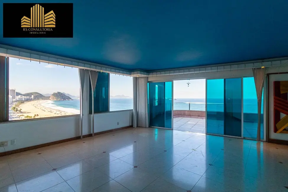 Cobertura com 3 quartos à venda, 156m2 em Copacabana, Rio De Janeiro - RJ - imagem 5 Foto 5 de Cobertura com 3 quartos à venda, 156m2 em Copacabana, Rio De Janeiro - RJ