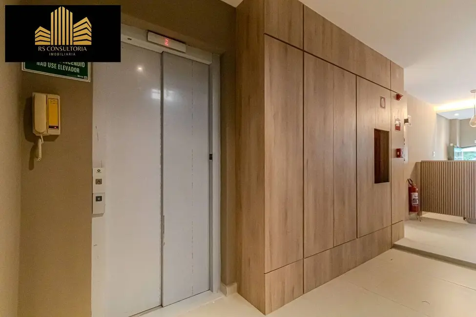 Apartamento com 1 quarto à venda, 58m2 em Copacabana, Rio De Janeiro - RJ - imagem 5 Foto 5 de Apartamento com 1 quarto à venda, 58m2 em Copacabana, Rio De Janeiro - RJ