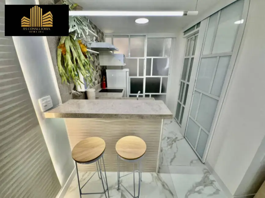 Foto 4 de Apartamento com 1 quarto à venda e para alugar, 41m2 em Rio De Janeiro - RJ