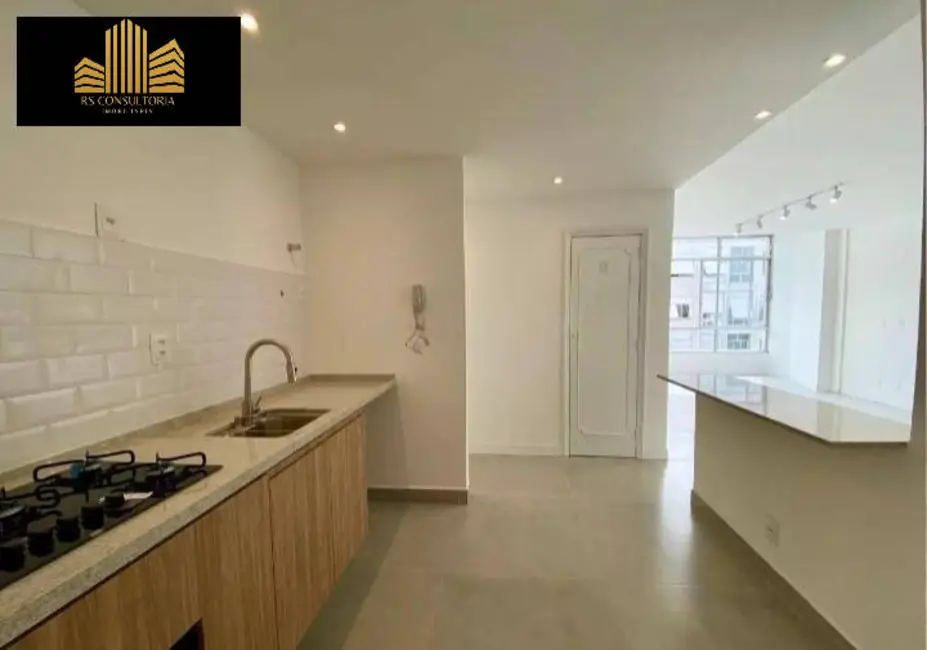 Apartamento com 3 quartos à venda, 126m2 em Copacabana, Rio De Janeiro - RJ - imagem 2 Foto 2 de Apartamento com 3 quartos à venda, 126m2 em Copacabana, Rio De Janeiro - RJ