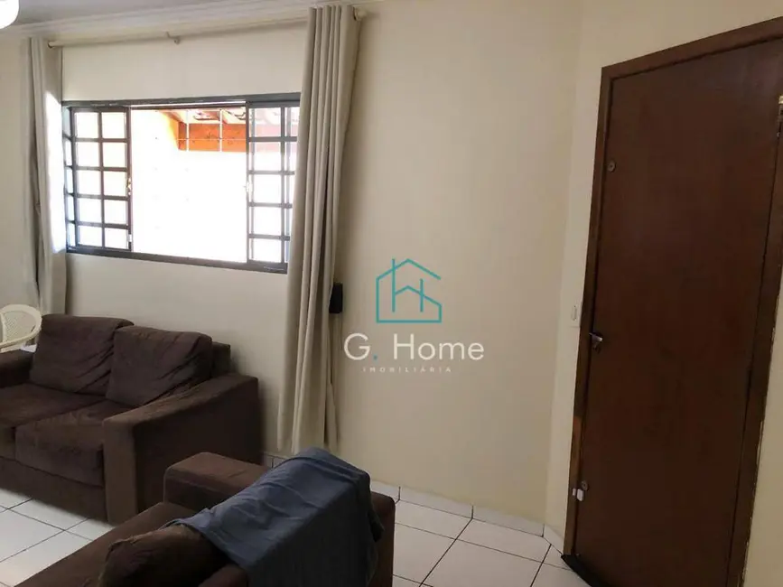 Casa com 3 quartos à venda, 358m2 em Jardim Ilha do Mel, Londrina - PR - imagem 9 Foto 9 de Casa com 3 quartos à venda, 358m2 em Jardim Ilha do Mel, Londrina - PR