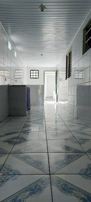 Casa com 3 quartos à venda, 195m2 em Colúmbia, Londrina - PR - imagem 4 Foto 4 de Casa com 3 quartos à venda, 195m2 em Colúmbia, Londrina - PR