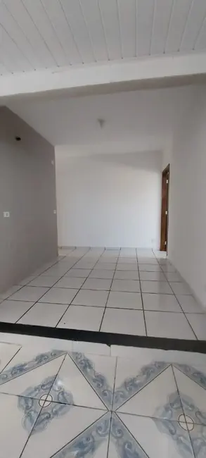 Casa com 3 quartos à venda, 195m2 em Colúmbia, Londrina - PR - imagem 7 Foto 7 de Casa com 3 quartos à venda, 195m2 em Colúmbia, Londrina - PR
