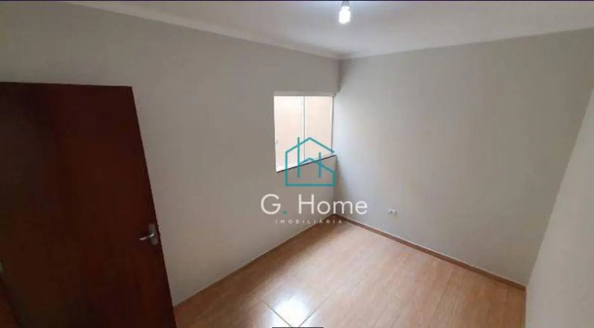 Casa com 3 quartos à venda, 180m2 em Sabará III, Londrina - PR - imagem 8 Foto 8 de Casa com 3 quartos à venda, 180m2 em Sabará III, Londrina - PR