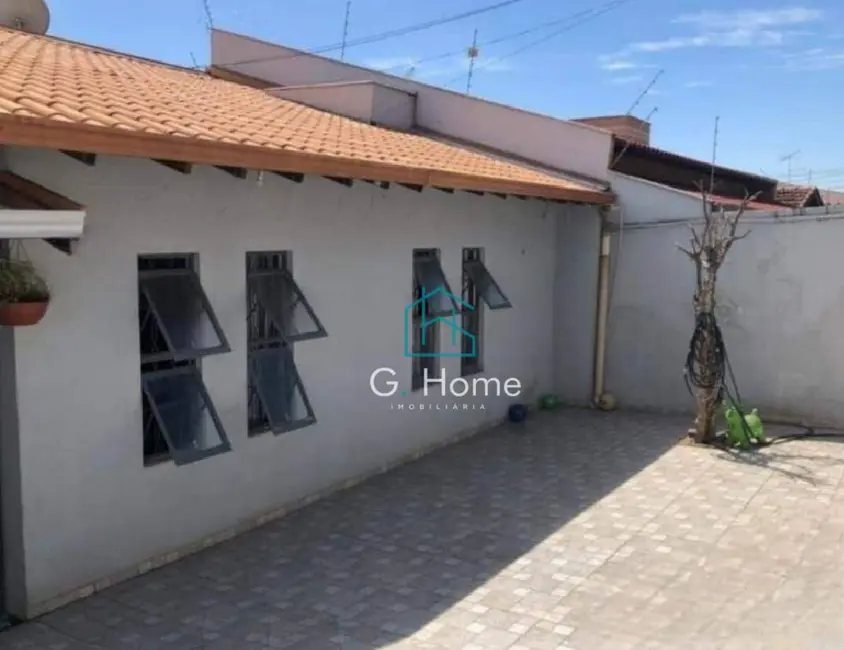 Casa com 3 quartos à venda, 203m2 em Pacaembu, Londrina - PR - imagem 2 Foto 2 de Casa com 3 quartos à venda, 203m2 em Pacaembu, Londrina - PR