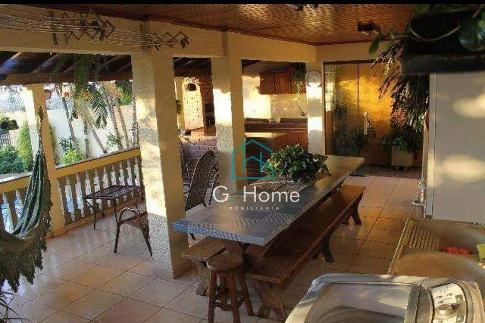 Casa com 3 quartos à venda, 327m2 em Ibipora - PR - imagem 5 Foto 5 de Casa com 3 quartos à venda, 327m2 em Ibipora - PR