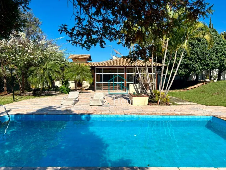Foto 1 de Casa com 3 quartos à venda, 2500m2 em Jardim Itatiaia 2, Londrina - PR