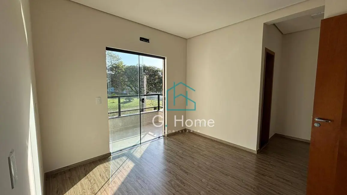 Sobrado com 3 quartos à venda, 132m2 em Sabará I, Londrina - PR - imagem 9 Foto 9 de Sobrado com 3 quartos à venda, 132m2 em Sabará I, Londrina - PR