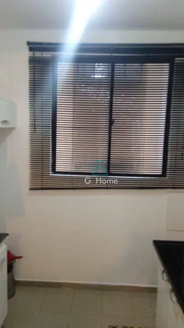 Apartamento com 2 quartos à venda, 40m2 em Jardim Novo Sabará, Londrina - PR - imagem 4 Foto 4 de Apartamento com 2 quartos à venda, 40m2 em Jardim Novo Sabará, Londrina - PR