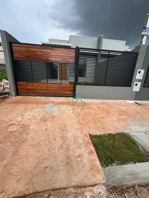 Casa com 3 quartos à venda, 180m2 em Colúmbia, Londrina - PR - imagem 3 Foto 3 de Casa com 3 quartos à venda, 180m2 em Colúmbia, Londrina - PR