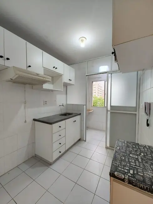 Apartamento com 3 quartos à venda, 105m2 em Centro, Londrina - PR - imagem 3 Foto 3 de Apartamento com 3 quartos à venda, 105m2 em Centro, Londrina - PR