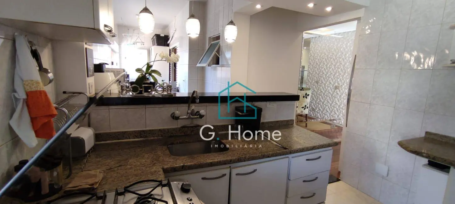 Sobrado com 3 quartos à venda, 360m2 em Antares, Londrina - PR - imagem 8 Foto 8 de Sobrado com 3 quartos à venda, 360m2 em Antares, Londrina - PR