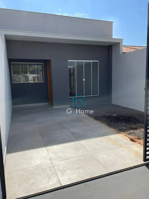 Foto 1 de Casa com 3 quartos à venda, 125m2 em Jardim Montecatini, Londrina - PR