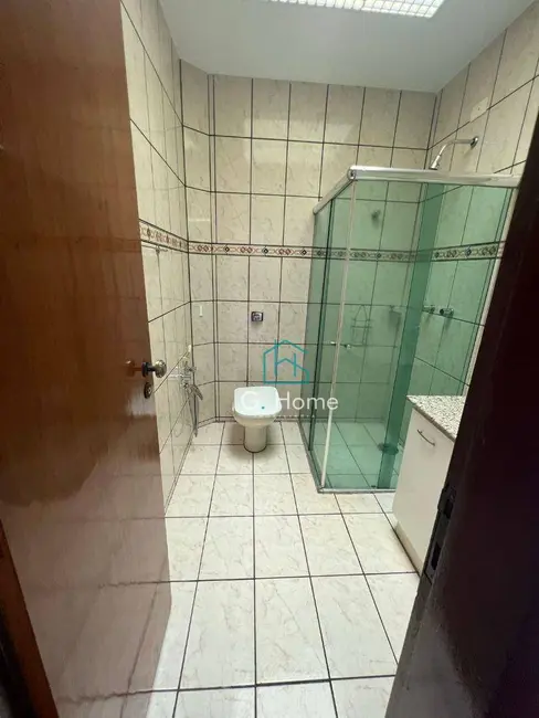 Sobrado com 4 quartos à venda, 176m2 em Jardim Império do Sol, Londrina - PR - imagem 9 Foto 9 de Sobrado com 4 quartos à venda, 176m2 em Jardim Império do Sol, Londrina - PR