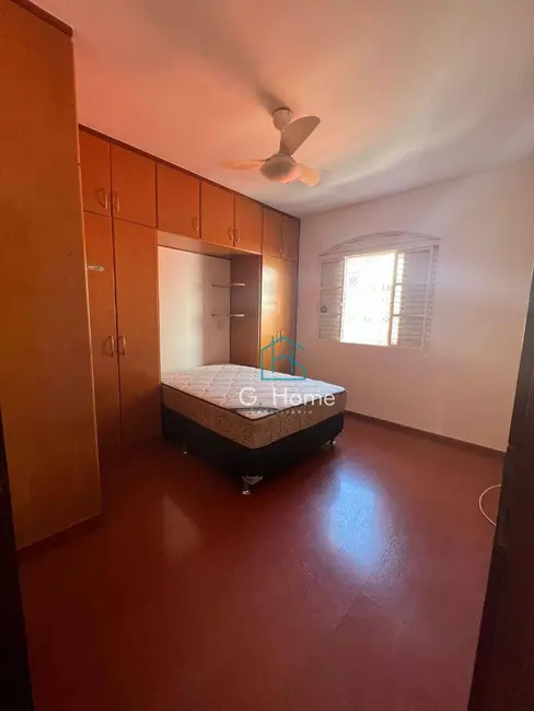 Sobrado com 4 quartos à venda, 176m2 em Jardim Império do Sol, Londrina - PR - imagem 4 Foto 4 de Sobrado com 4 quartos à venda, 176m2 em Jardim Império do Sol, Londrina - PR