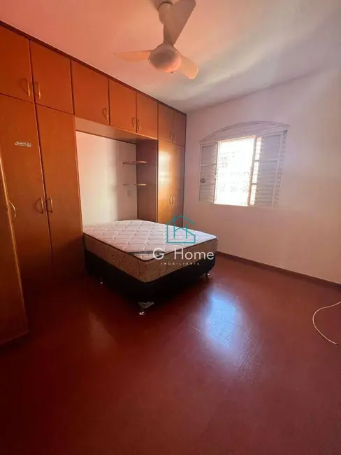 Sobrado com 4 quartos à venda, 176m2 em Jardim Império do Sol, Londrina - PR - imagem 3 Foto 3 de Sobrado com 4 quartos à venda, 176m2 em Jardim Império do Sol, Londrina - PR