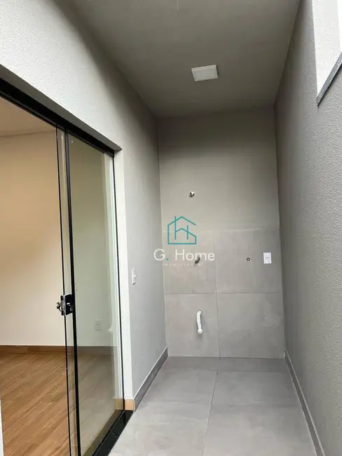 Casa de Condomínio com 3 quartos à venda, 150m2 em Heimtal, Londrina - PR - imagem 3 Foto 3 de Casa de Condomínio com 3 quartos à venda, 150m2 em Heimtal, Londrina - PR