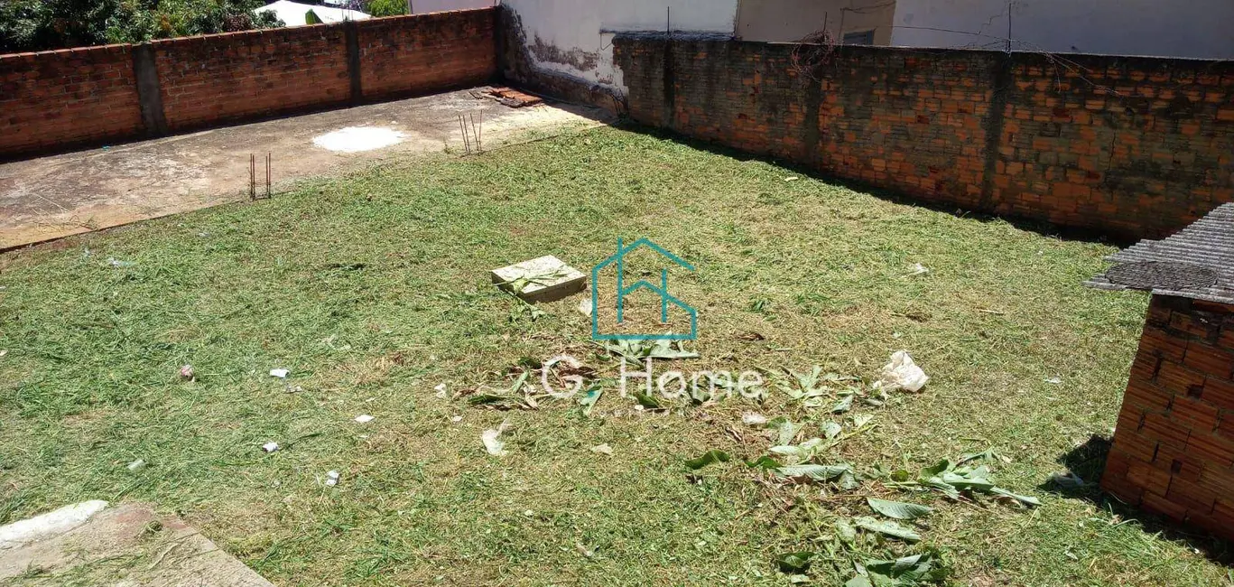 Armazém / Galpão à venda, 392m2 em Londrina - PR - imagem 6 Foto 6 de Armazém / Galpão à venda, 392m2 em Londrina - PR