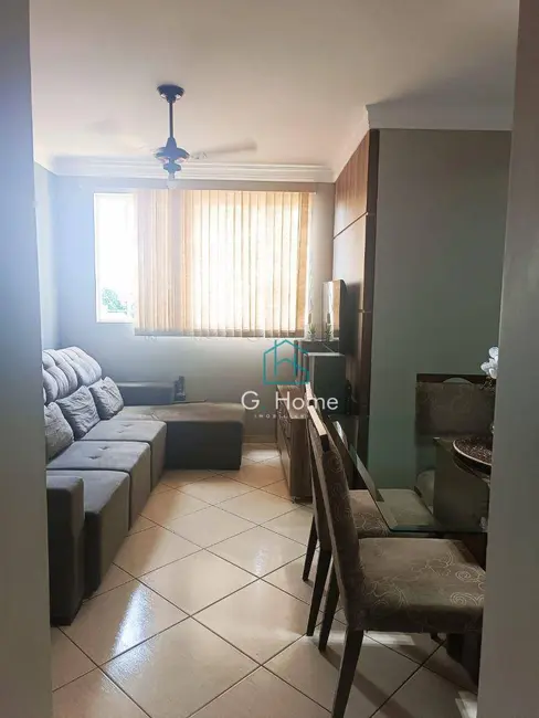 Foto 2 de Apartamento com 3 quartos à venda, 75m2 em Antares, Londrina - PR