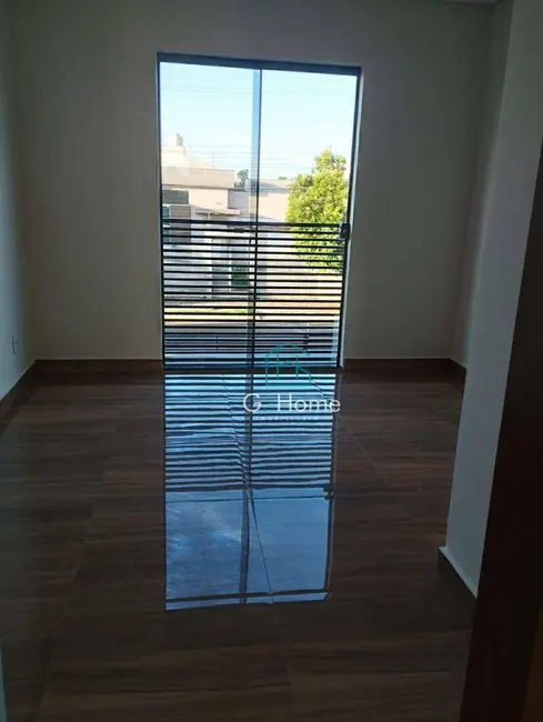 Casa com 3 quartos à venda, 126m2 em Colúmbia, Londrina - PR - imagem 5 Foto 5 de Casa com 3 quartos à venda, 126m2 em Colúmbia, Londrina - PR