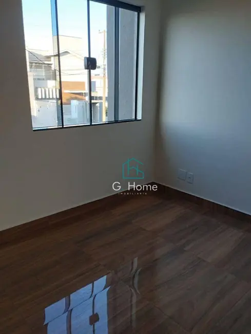 Casa com 3 quartos à venda, 126m2 em Colúmbia, Londrina - PR - imagem 4 Foto 4 de Casa com 3 quartos à venda, 126m2 em Colúmbia, Londrina - PR