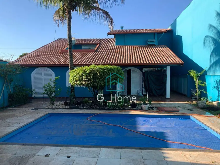 Foto 1 de Casa com 5 quartos à venda, 597m2 em Londrina - PR
