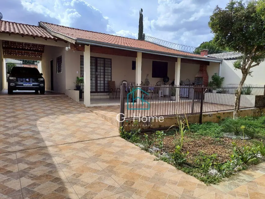 Casa com 5 quartos à venda, 401m2 em Industrial, Londrina - PR - imagem 1 Foto 1 de Casa com 5 quartos à venda, 401m2 em Industrial, Londrina - PR