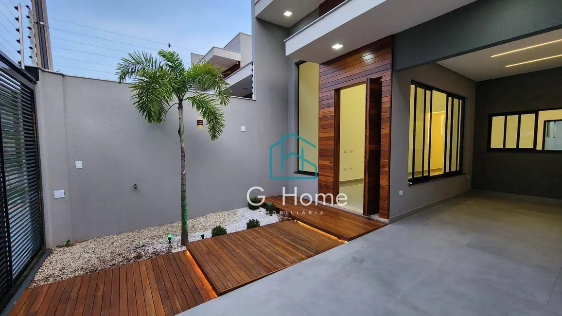 Casa com 3 quartos à venda, 180m2 em Londrina - PR - imagem 3 Foto 3 de Casa com 3 quartos à venda, 180m2 em Londrina - PR