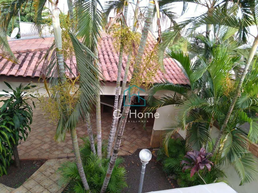 Foto 3 de Sobrado com 3 quartos para alugar, 366m2 em Iguaçu, Londrina - PR