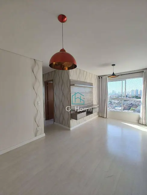 Foto 2 de Apartamento com 3 quartos para alugar, 98m2 em Champagnat, Londrina - PR