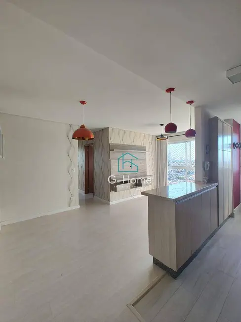 Foto 5 de Apartamento com 3 quartos para alugar, 98m2 em Champagnat, Londrina - PR