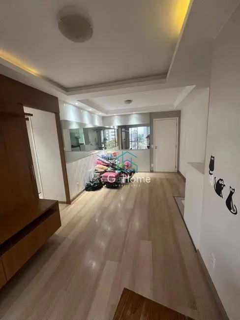 Apartamento com 3 quartos para alugar, 80m2 em Aurora, Londrina - PR - imagem 3 Foto 3 de Apartamento com 3 quartos para alugar, 80m2 em Aurora, Londrina - PR