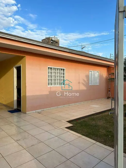 Casa com 6 quartos à venda, 250m2 em Lagoa Dourada, Londrina - PR - imagem 1 Foto 1 de Casa com 6 quartos à venda, 250m2 em Lagoa Dourada, Londrina - PR