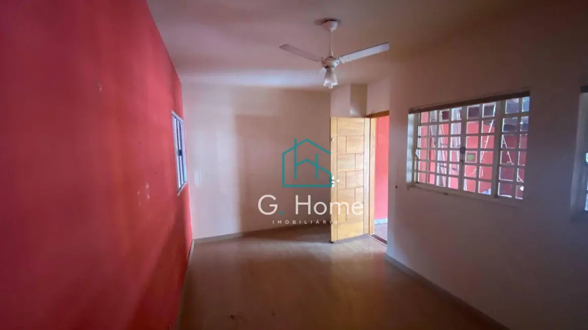 Casa com 3 quartos à venda, 163m2 em Cambezinho, Londrina - PR - imagem 3 Foto 3 de Casa com 3 quartos à venda, 163m2 em Cambezinho, Londrina - PR