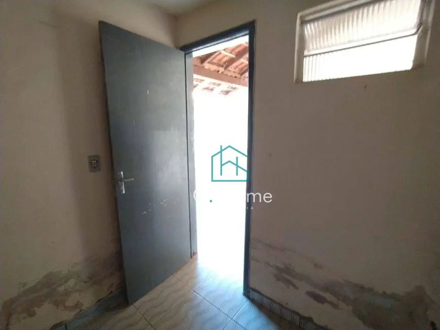 Casa com 3 quartos à venda, 163m2 em Cambezinho, Londrina - PR - imagem 8 Foto 8 de Casa com 3 quartos à venda, 163m2 em Cambezinho, Londrina - PR
