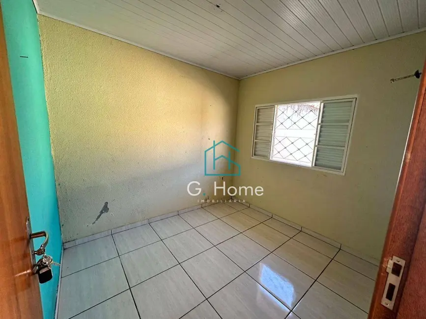 Casa com 4 quartos à venda, 250m2 em Jardim Maria Celina, Londrina - PR - imagem 7 Foto 7 de Casa com 4 quartos à venda, 250m2 em Jardim Maria Celina, Londrina - PR