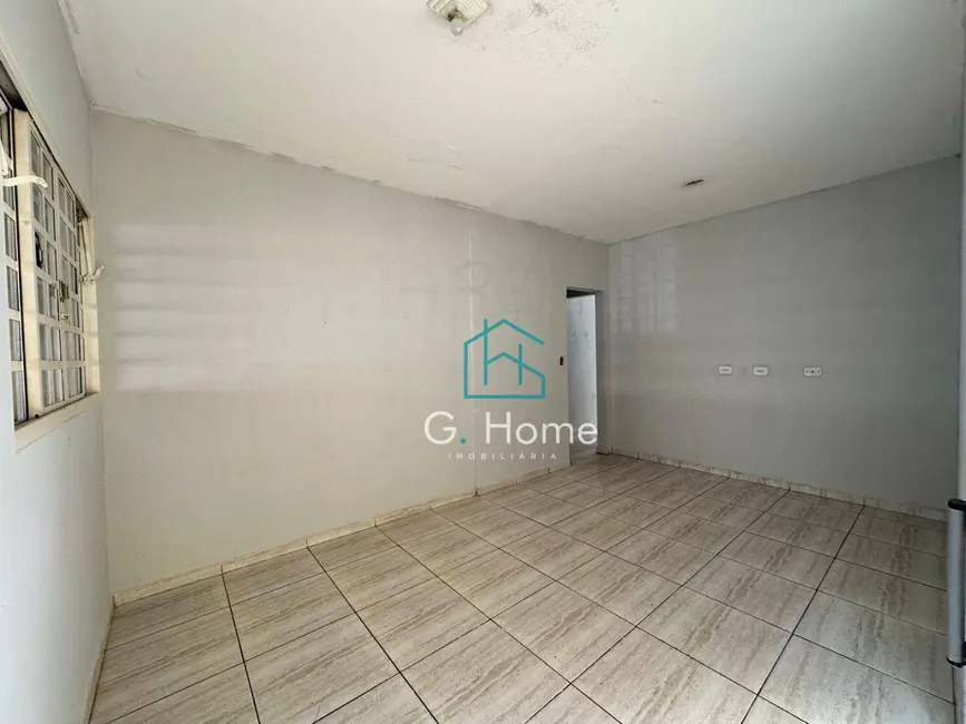 Foto 2 de Casa com 4 quartos à venda, 250m2 em Jardim Maria Celina, Londrina - PR