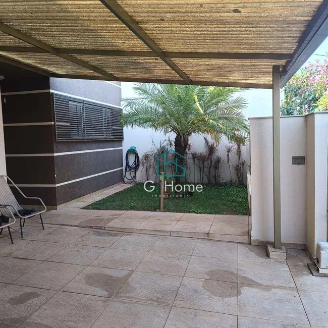 Casa com 3 quartos à venda, 200m2 em Jardim Alto do Cafezal, Londrina - PR - imagem 3 Foto 3 de Casa com 3 quartos à venda, 200m2 em Jardim Alto do Cafezal, Londrina - PR